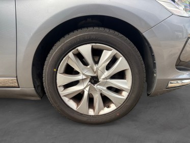 Ds ds5 thp 165 ss eat6 so chic - caméra recul - toit panoramique - garantie 12 mois occasion simplicicar nimes - rb auto...
