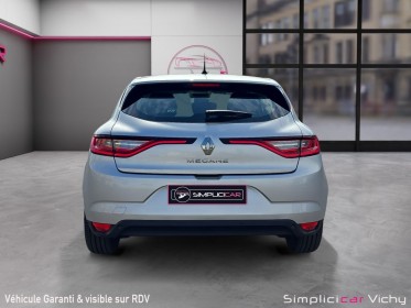 Renault megane iv berline business dci 95 ch business carplay ouverture démarrage sans clée garantie 12 mois occasion...