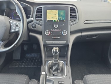 Renault megane iv berline business dci 95 ch business carplay ouverture démarrage sans clée garantie 12 mois occasion...
