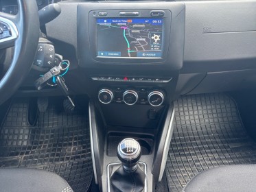 Dacia duster blue dci 115 4x4 prestige caméra 360/gps/pack city garantie 12 mois occasion simplicicar perpignan  simplicicar...