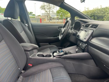 Nissan leaf 2019 electrique 40kwh acenta garantie 12 mois occasion simplicicar brest simplicicar simplicibike france