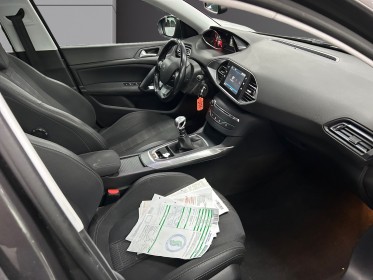 Peugeot 308 sw business 1.5 bluehdi 130 allure carplay / distri ok occasion simplicicar veauche simplicicar simplicibike france