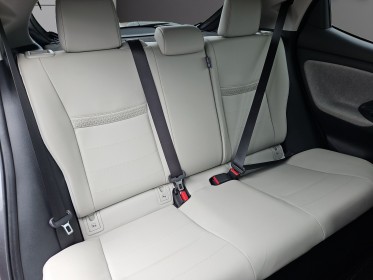 Toyota yaris hybride my20 116h iconic occasion simplicicar velay simplicicar simplicibike france