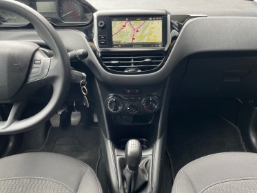 Peugeot 208 business puretech 82ch ss bvm5 active business occasion simplicicar grenoble simplicicar simplicibike france