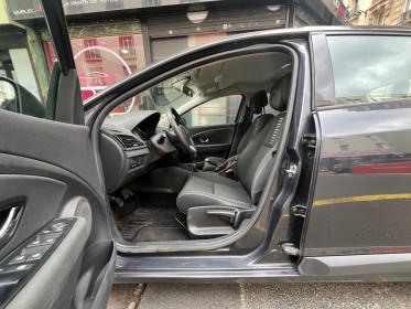 Renault megane iii berline business dci 110 fap energy eco2 business occasion paris 15ème (75) simplicicar simplicibike france