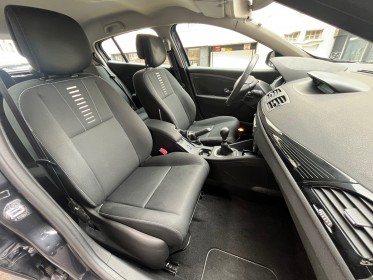 Renault megane iii berline business dci 110 fap energy eco2 business occasion paris 15ème (75) simplicicar simplicibike france
