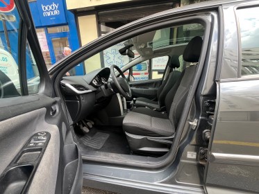 Peugeot 207 sw 1.6 hdi 110ch fap blue lion premium occasion paris 15ème (75) simplicicar simplicibike france