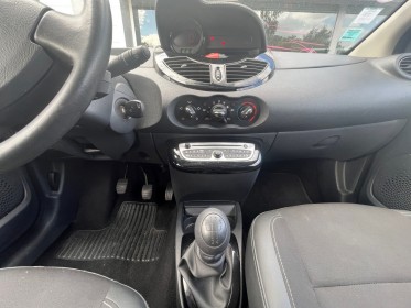 Renault twingo ii 1.2 lev 16v 75 eco2 authentique euro 5 occasion avignon (84) simplicicar simplicibike france