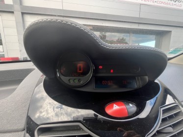 Renault twingo ii 1.2 lev 16v 75 eco2 authentique euro 5 occasion avignon (84) simplicicar simplicibike france