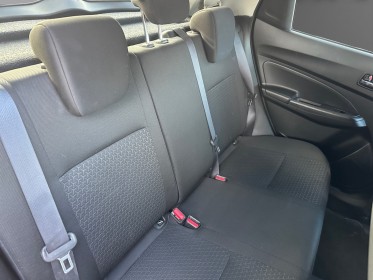 Suzuki swift 1.2 hybrid 90 ch dual jet pack camera sieges chauffants carplay ouverture et démarrage sans clé 1er main......