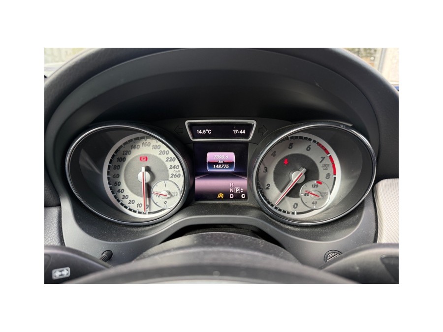 MERCEDES d'occasion CLASSE GLA GLA 200 WHITE ART EDITION BA de 2015