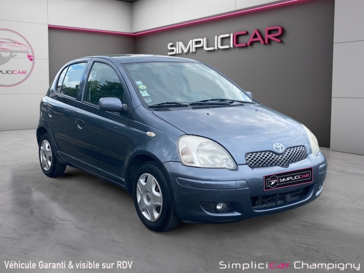 Toyota yaris 65 vvt-i les bleus 1ere main /faible kilométrage /climatisation /5 portes occasion champigny-sur-marne (94)... Toyota yaris 65 vvt-i les bleus 1ere main /faible kilométrage /climatisation /5 portes occasion champigny-sur-marne (94)...