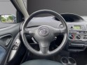 Toyota yaris 65 vvt-i les bleus 1ere main /faible kilométrage /climatisation /5 portes occasion champigny-sur-marne (94)...