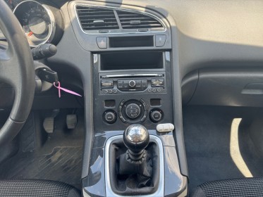Peugeot 5008 active 130ch ss bvm6 radar av-ar occasion simplicicar orgeval  simplicicar simplicibike france