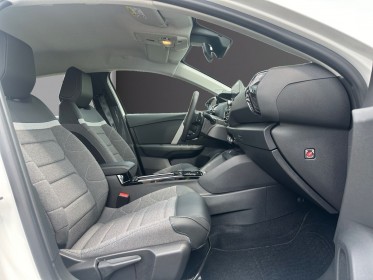 Citroen c4 c4 bluehdi 130 ss eat8 feel pack occasion simplicicar rennes simplicicar simplicibike france