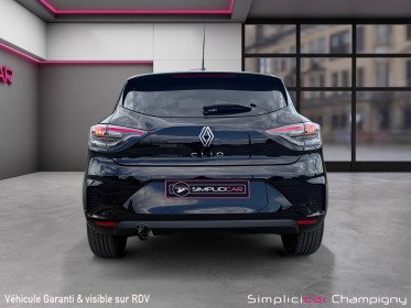 Renault clio v nouvelle tce 90 ch evolution / carplay / led occasion champigny-sur-marne (94) simplicicar simplicibike france
