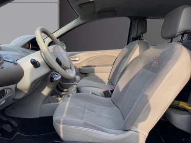 Renault twingo ii 1.2 lev 16v 75 eco2 authentique euro 5 occasion champigny-sur-marne (94) simplicicar simplicibike france
