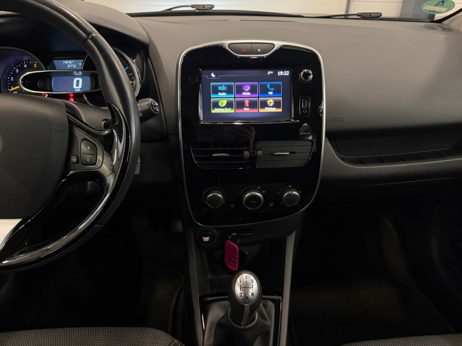 RENAULT d'occasion CLIO Renault Clio IV 1.5 dCi 90 de 2015 Andrezieux