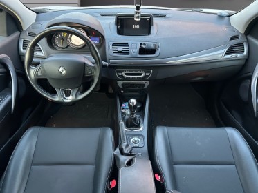 Renault megane iii coupe tce 115 energy eco2 intens, camera de recul, entretiens renault, garantie 12 mois occasion...