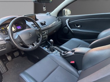 Renault megane iii coupe tce 115 energy eco2 intens, camera de recul, entretiens renault, garantie 12 mois occasion...