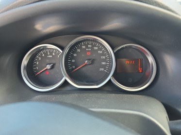 Dacia sandero 75ch  sce ambiance entretien a jour attelage sans clim occasion avignon (84) simplicicar simplicibike france