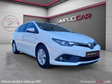 Toyota auris touring sports pro my17 hybride pro 136h design business//garantie 12 mois// occasion simplicicar lille ...