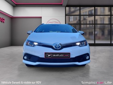 Toyota auris touring sports pro my17 hybride pro 136h design business//garantie 12 mois// occasion simplicicar lille ...
