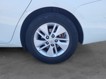 Toyota auris touring sports pro my17 hybride pro 136h design business//garantie 12 mois// occasion simplicicar lille ...