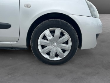 Renault clio campus 1.5 dci 65 ch campus authentique - clim/regulateur/limiteur - garantie 12 mois occasion simplicicar...