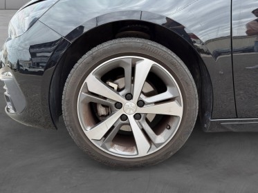 Peugeot 308 puretech 130ch ss eat8 gt line suivis peugeot  distribution a jour garantie 12 mois occasion simplicicar toulon...