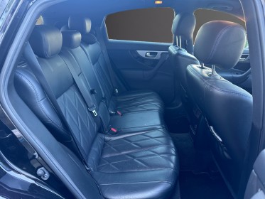 Infiniti qx70 s premium 3.0d v6 || carplay  attelage || garantie 12 mois || occasion osny simplicicar simplicibike france