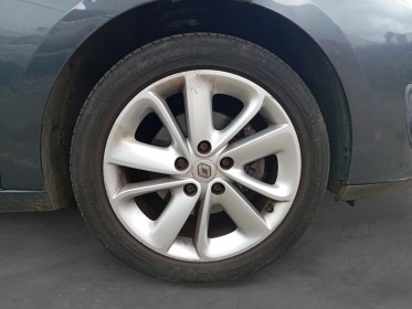 Renault megane iii berline tce 115 energy limited e6-garantie 12 mois faible kilometrage occasion simplicicar brest...