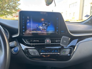 Toyota c-hr hybride pro rc18 122h dynamic - camera de recul - jbl - garantie 12 mois occasion simplicicar nimes - rb auto...
