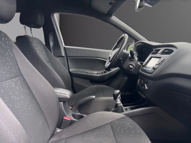 Hyundai i20 active 1.0 t-gdi 100 black ride start and stop feux automatiques système audio garantie 12 mois occasion...