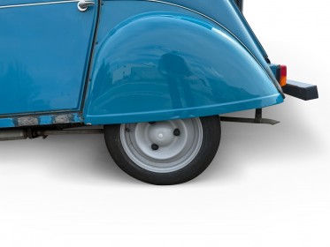 Citroen 2 cv 6 special garantie 12 mois occasion simplicicar royan simplicicar simplicibike france