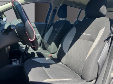 Dacia sandero 1.5 dci 90 fap stepway prestige/distri ok occasion simplicicar salon de provence simplicicar simplicibike france