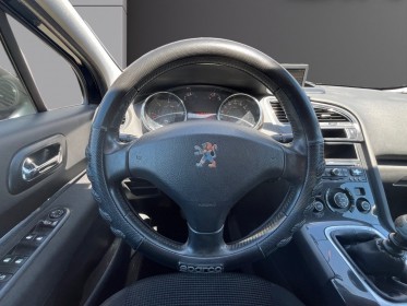 Peugeot 5008 1.6 hdi 112ch fap bvm6 allure 7pl occasion avignon (84) simplicicar simplicibike france