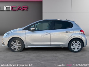 Peugeot 208 1.2 vti 82ch bvm5 style/caméra/ 12 mois garantie occasion montpellier (34) simplicicar simplicibike france