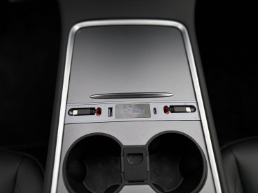 Tesla model y grande autonomie dual motor awd / siège électrique / sièges chauffants avant arrière / caméra de recul,......