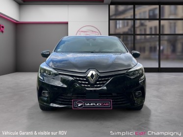 Renault clio v tce 130 edc initiale paris - garantie 12mois - carplay - systeme d alarme - sono bose - camera de recul...