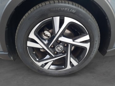 Toyota c-hr hybride my22 1.8l edition occasion montreuil (porte de vincennes)(75) simplicicar simplicibike france