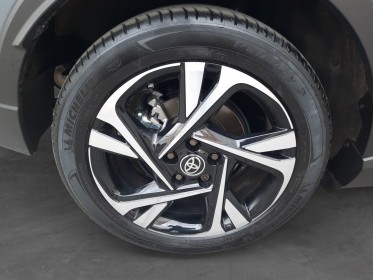 Toyota c-hr hybride my22 1.8l edition occasion montreuil (porte de vincennes)(75) simplicicar simplicibike france