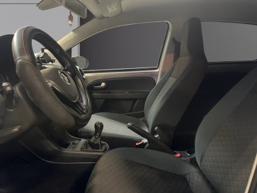 Volkswagen up 1.0 60 bluemotion technology bvm5  iq.drive garantie 12mois occasion simplicicar bretigny-sur-orge simplicicar...