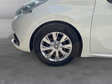 Peugeot 208 business luehdi 100ch ss bvm5 active business occasion simplicicar lille  simplicicar simplicibike france