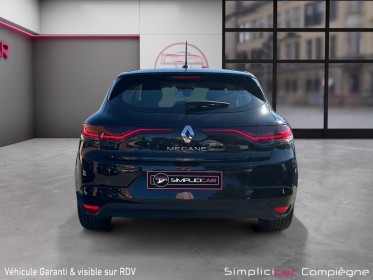 Renault megane iv berline 1.5 dci 115 limited - faible km - occasion simplicicar compiegne simplicicar simplicibike france