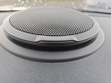 Peugeot 2008 1.5 l hdi 130 ss eat8 gt line virtual cockpit caméra de recul  siéges cuirs chauffant avants garantie 12 mois...