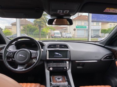 Jaguar f-pace v6 3.0 d - 300 ch awd bva8 portfolio occasion simplicicar livry gargan simplicicar simplicibike france