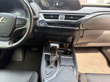 Lexus ux 250h 2wd luxe my21 lux plus / garantie 12 mois occasion simplicicar mery-sur-oise simplicicar simplicibike france