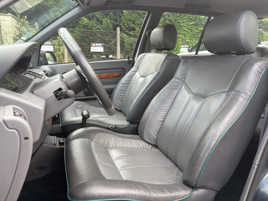 RENAULT d'occasion CLIO 1.4 BACCARA de 1992 Arras (62)﻿