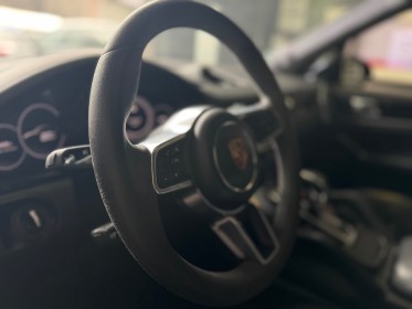 Porsche cayenne e-hybrid 3.0 v6 462 ch tiptronic bva volant et pavillon alcantara / suivi porsche / tv arriÈre porsche...